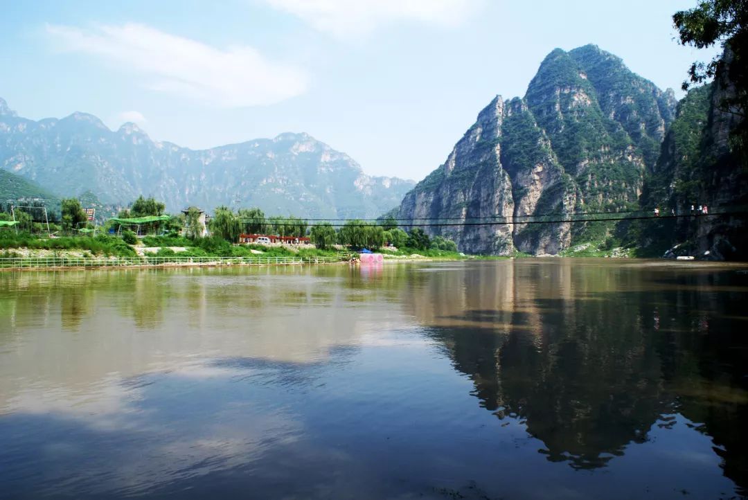 穿越魔鬼公路后的养生小村