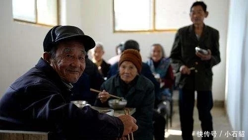 农村孝道“式微”，有老不养、轮流养老怪象频出，这次国家喊话了