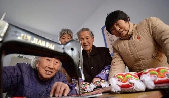 2020年了，对于农村居民来说，养老保险交哪个档次？