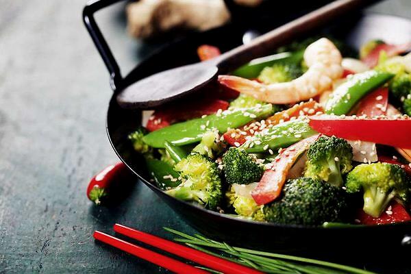 提醒家人：这4个炒菜习惯，或会影响身体健康，现在改还不算晚