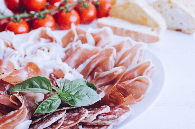 45岁后的中年人，健康养生务必达到“三勤、四不”